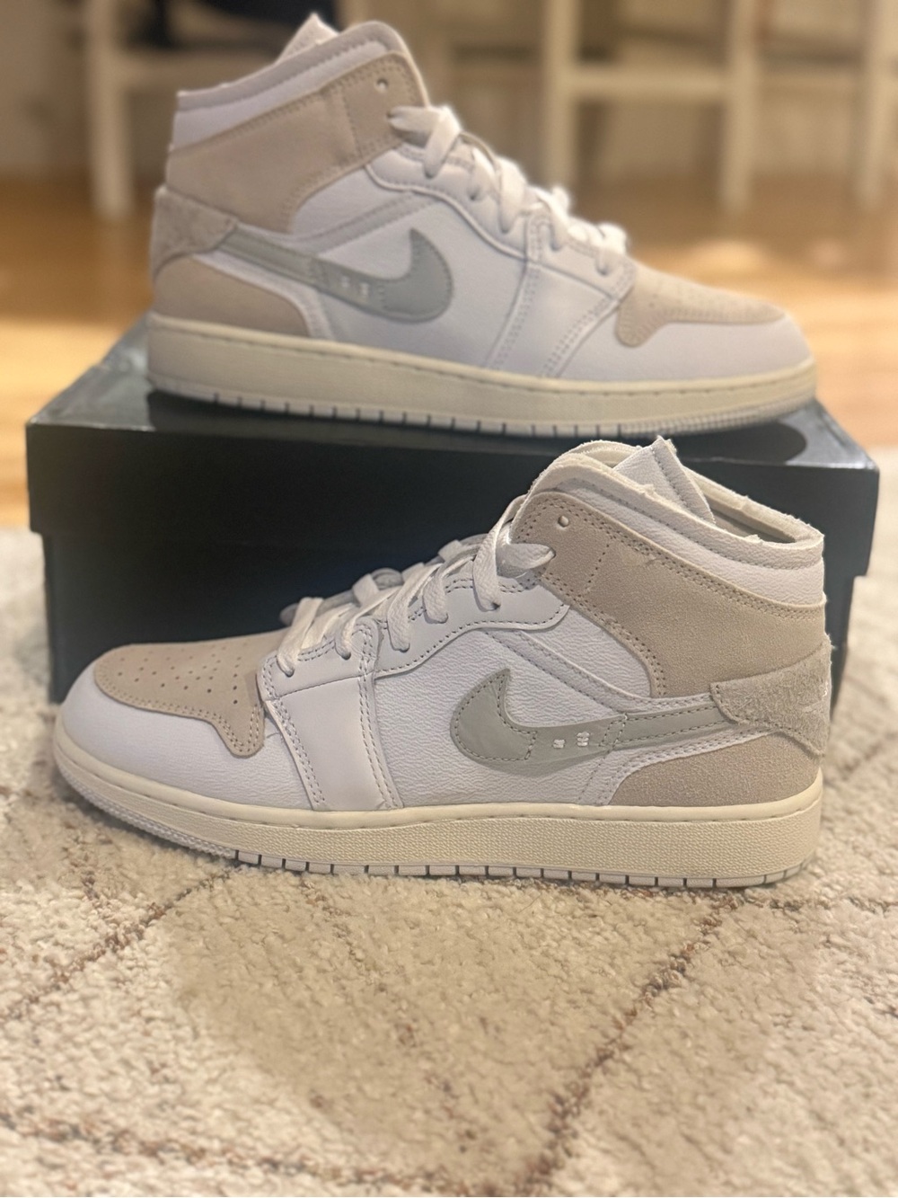 Jordan 1 Mid Craft Fossil Stone Neutral Suede Women’s 8.5 / Youth 7Y BNIB